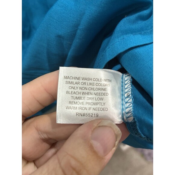 NEW Vintage Disney Plus Mickey & Pluto Embroidered Button Up 1X Blue Cotton - Picture 6 of 8